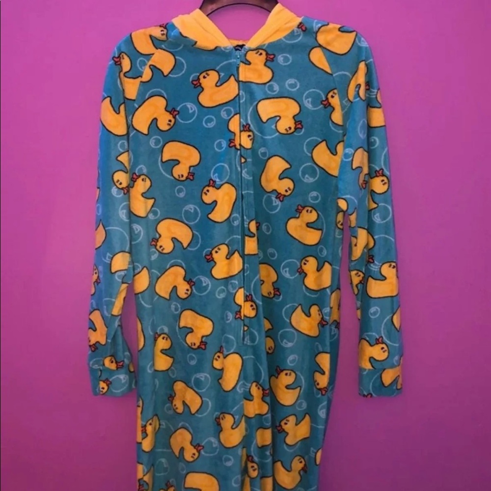 Duck onsie